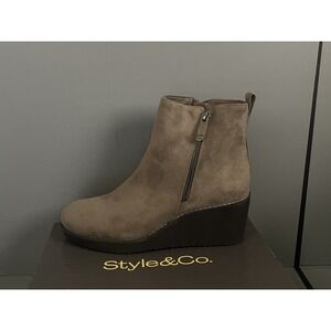 Style&co. Boots Womens Size 9.5 Taupe SAYYLORF Wedge Ankle Booties Suede